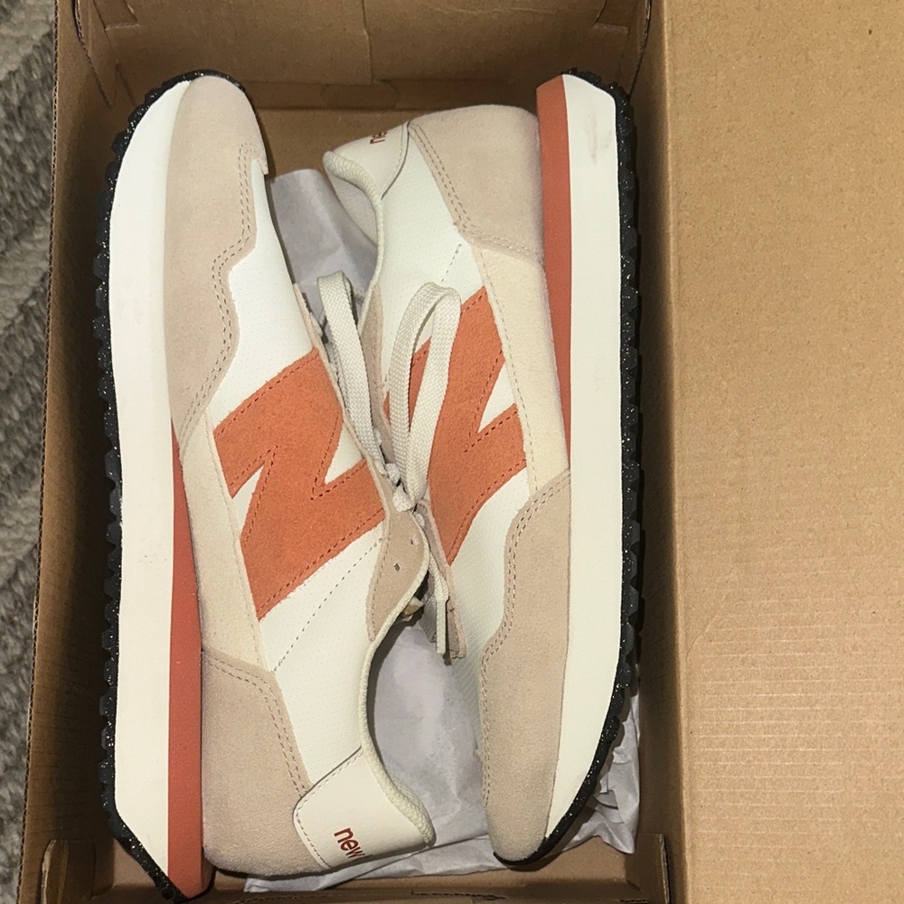 New Balance Men's Cream and Orange Sneakers